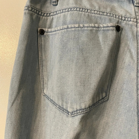 J Jill Denim Boyfriend Relaxed Leg Jean Light Wash Size 6 - Picture 9 of 12
